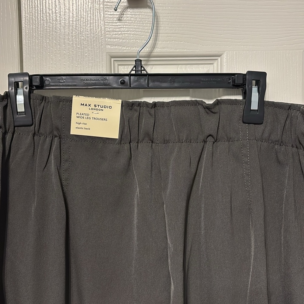Max Studio Button Tab Wide Leg Trouser - Picture 8 of 11